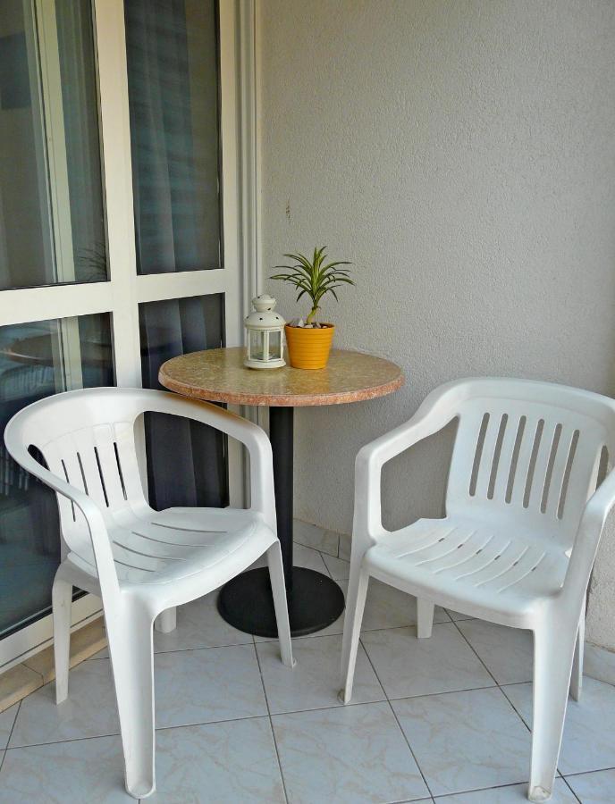 Apartments By The Sea Drvenik Donja Vala, Makarska - 6756 Extérieur photo